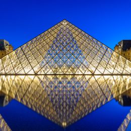 glass pyramid louvre structure located in france